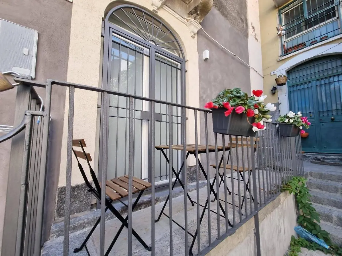 Appartamento A Casa Di Sole Aeroporto di Catania Fontana Rossa