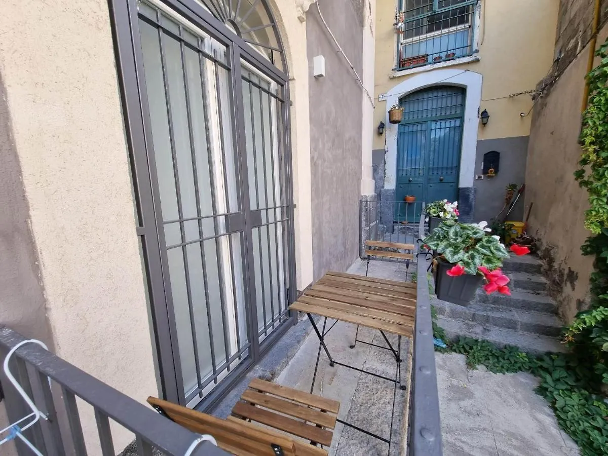 Appartamento A Casa Di Sole Aeroporto di Catania Fontana Rossa